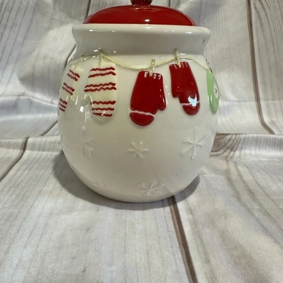 Hallmark Cookie Jar Small Ceramic Round Mittens Red Lid Christmas Winter Holiday - Picture 2 of 7